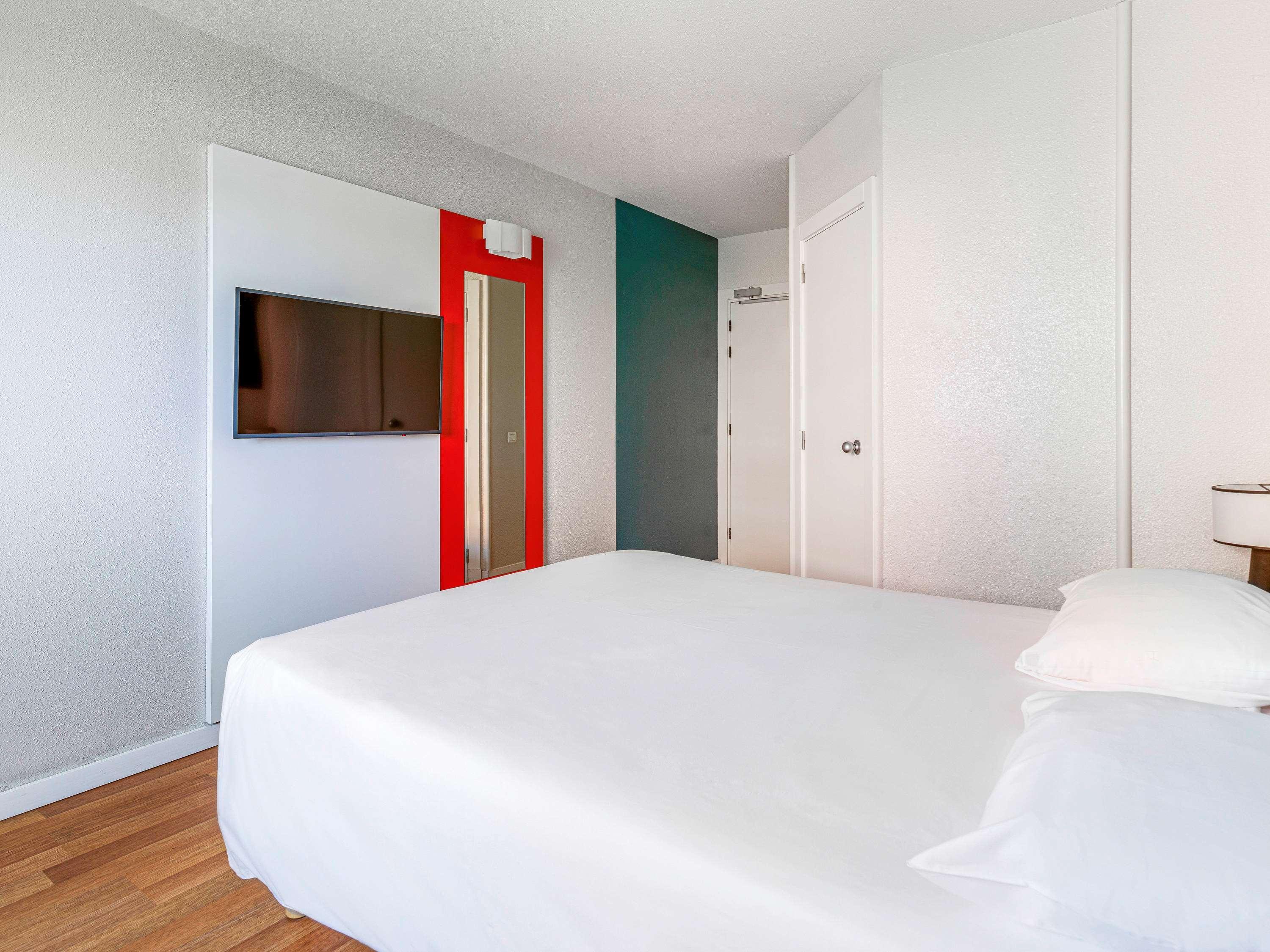 Hotel Ibis Strasbourg Centre Historique Esterno foto