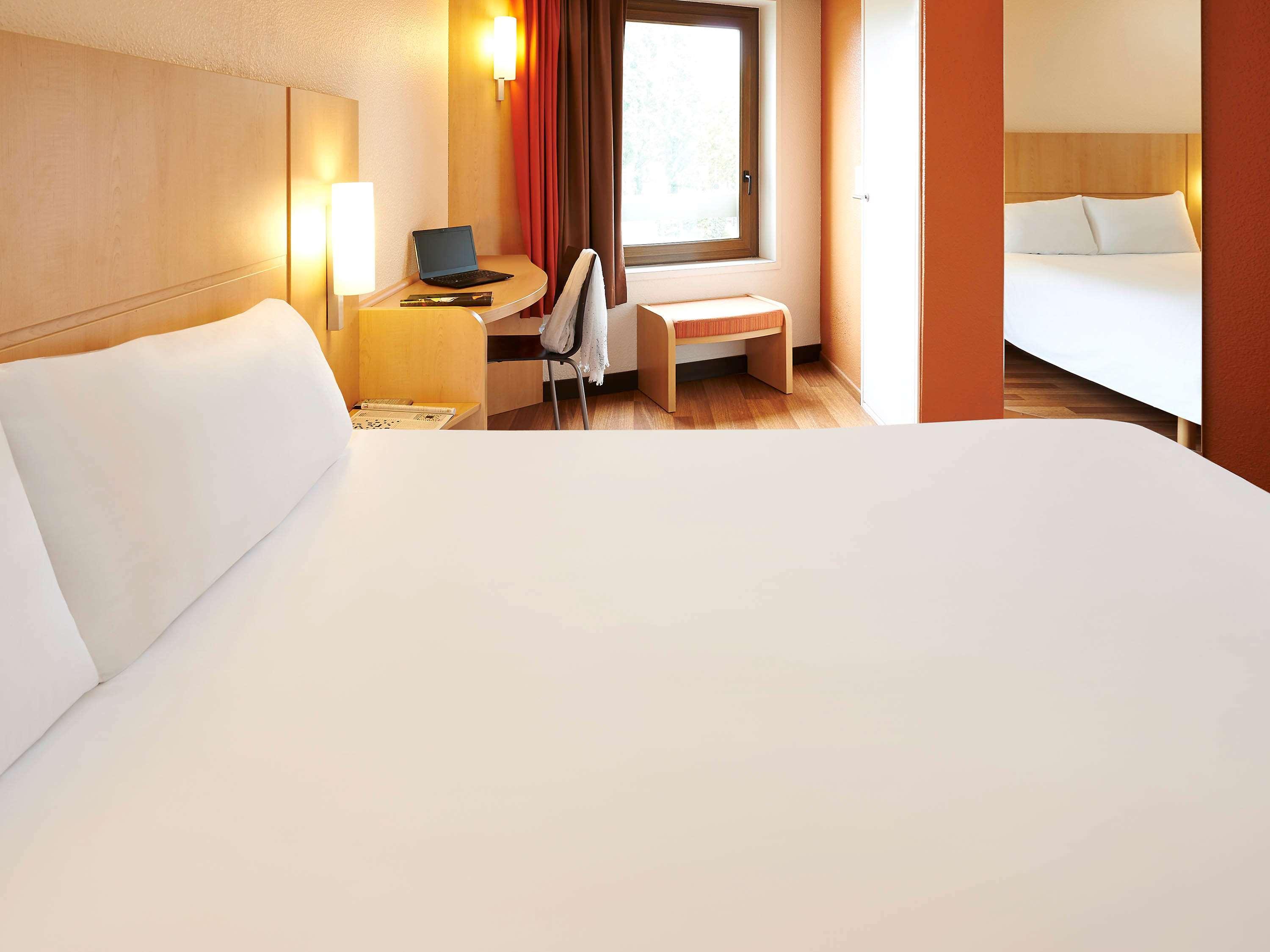 Hotel Ibis Strasbourg Centre Historique Esterno foto